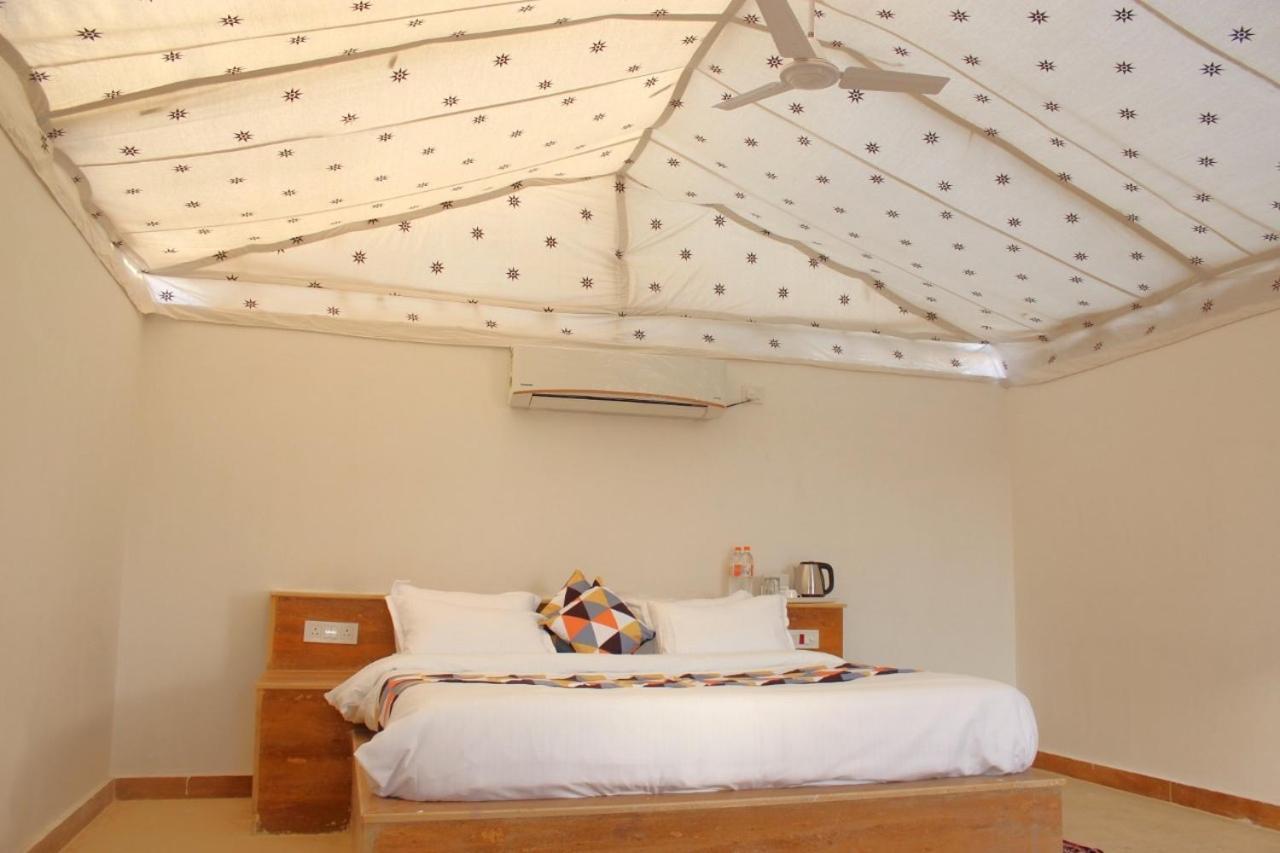Best Desert Camp In Jaisalmer Red Velvet Eksteriør billede
