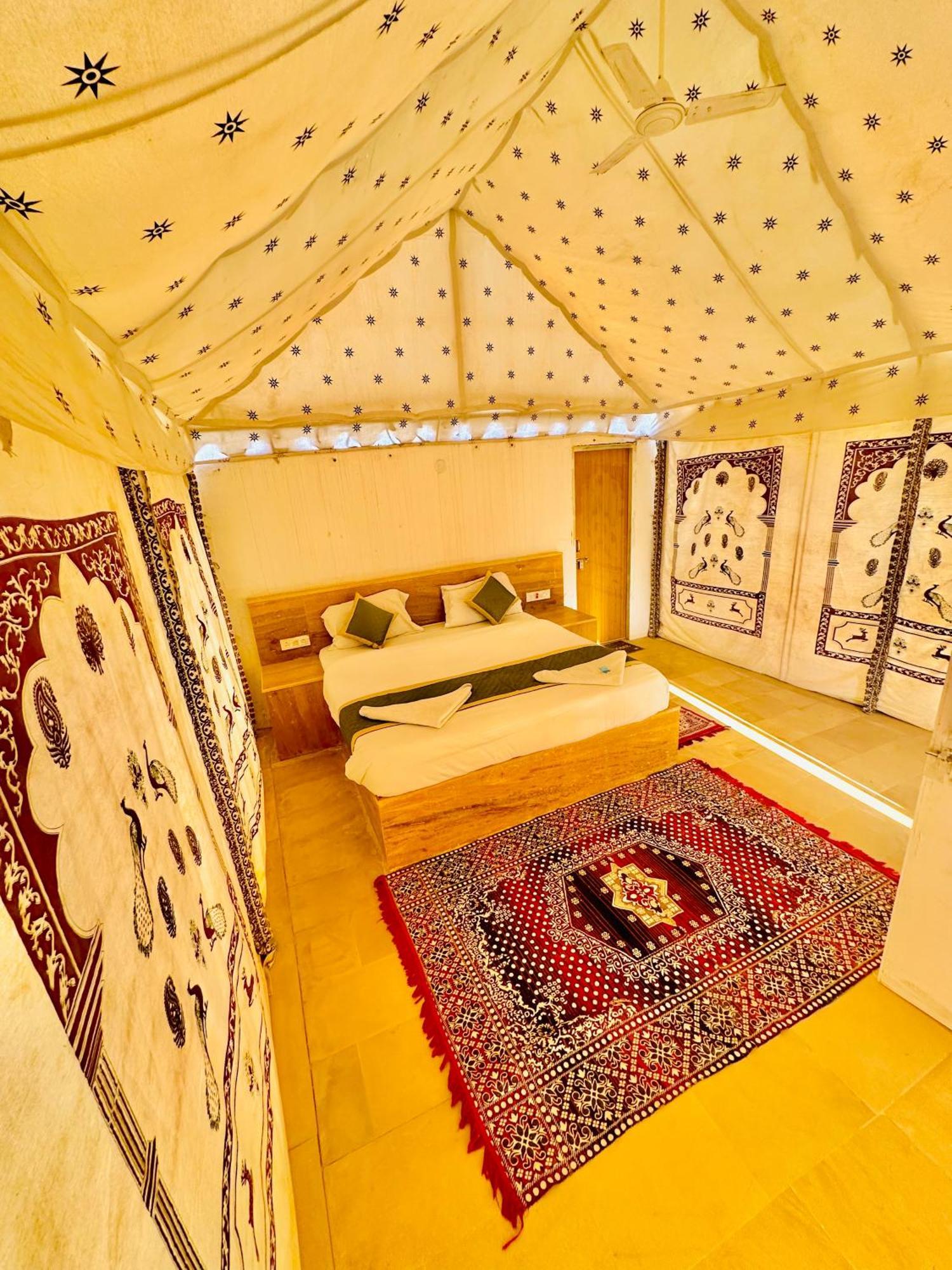 Best Desert Camp In Jaisalmer Red Velvet Eksteriør billede