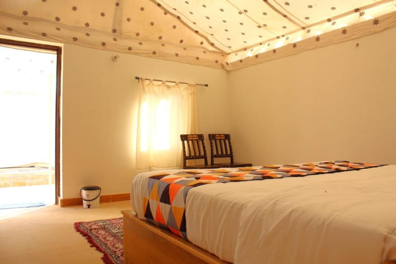 Best Desert Camp In Jaisalmer Red Velvet Eksteriør billede