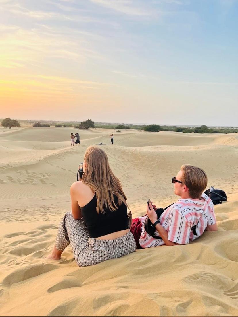 Best Desert Camp In Jaisalmer Red Velvet Eksteriør billede